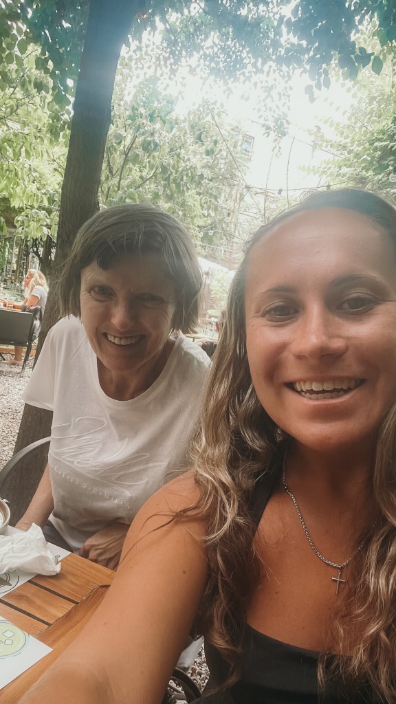 Lunch in Bucharest with private tour